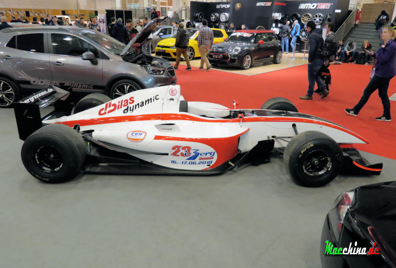 Dallara T02 - World Series by Nissan, Foto: Macchina.de