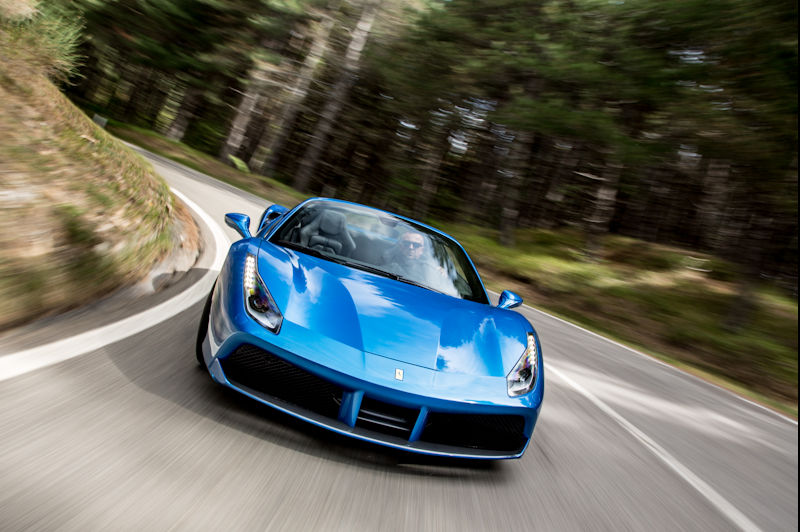 Ferrari 488 Spider, Foto : Ferrari Presse- und Öffentlichkeitsarbeit