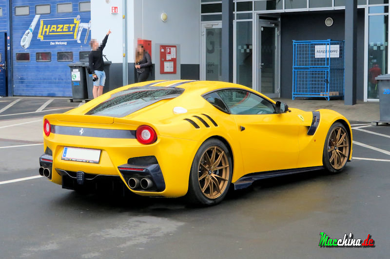 Ferrari F12TdF, Foto: Macchina.de