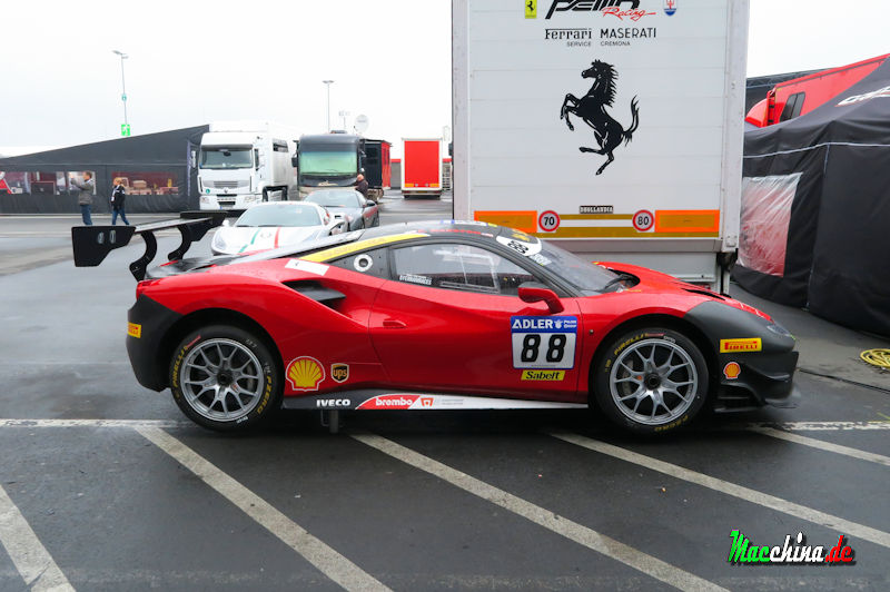 Ferrari 488 Challenge, Foto: Macchina.de