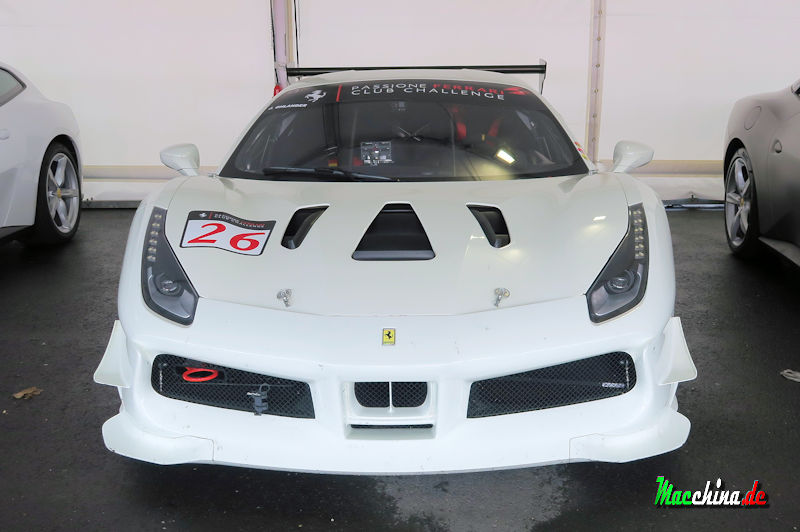 Ferrari 488 Challenge, Foto: Macchina.de