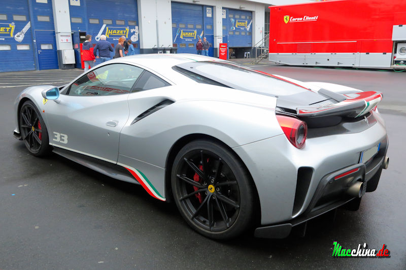 Ferrari 488 Pista - Piloti Ferrari, Foto: Macchina.de
