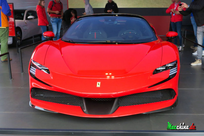 Ferrari SF90 Stradale, Foto: Macchina.de