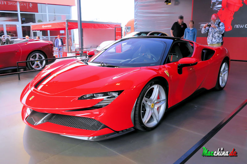 Ferrari SF90 Stradale, Foto: Macchina.de