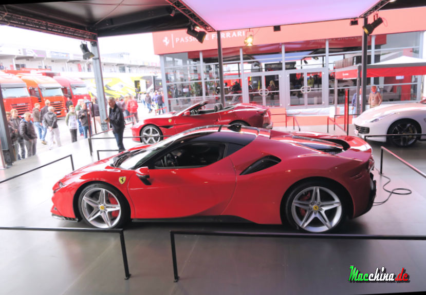 Ferrari SF90 Stradale, Foto: Macchina.de