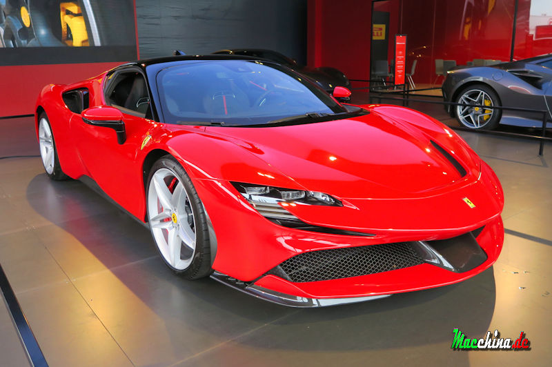 Ferrari SF90 Stradale, Foto: Macchina.de